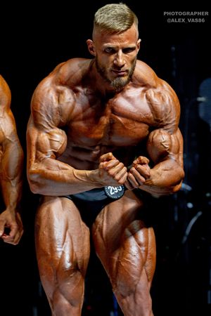 CLASSIC PHYSIQUE 178
